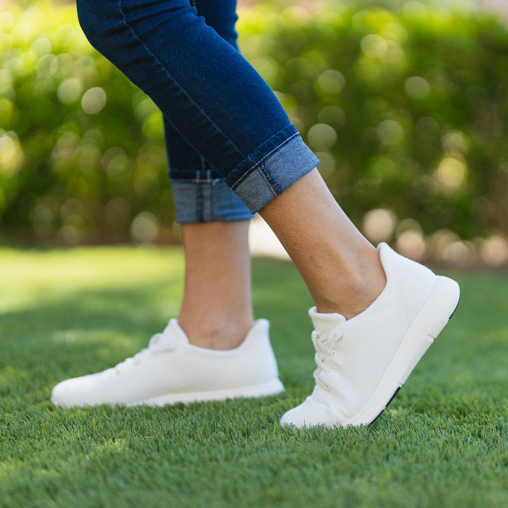 Women's Signature Lace-Ups Natural White