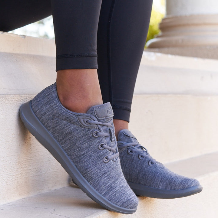 Women's Lace-Ups Dark Grey/Dark Grey