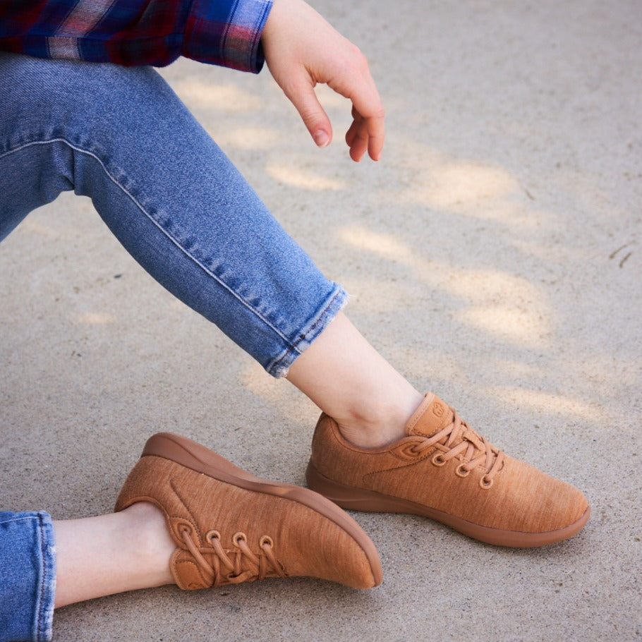 Women's Lace-Ups Camel
