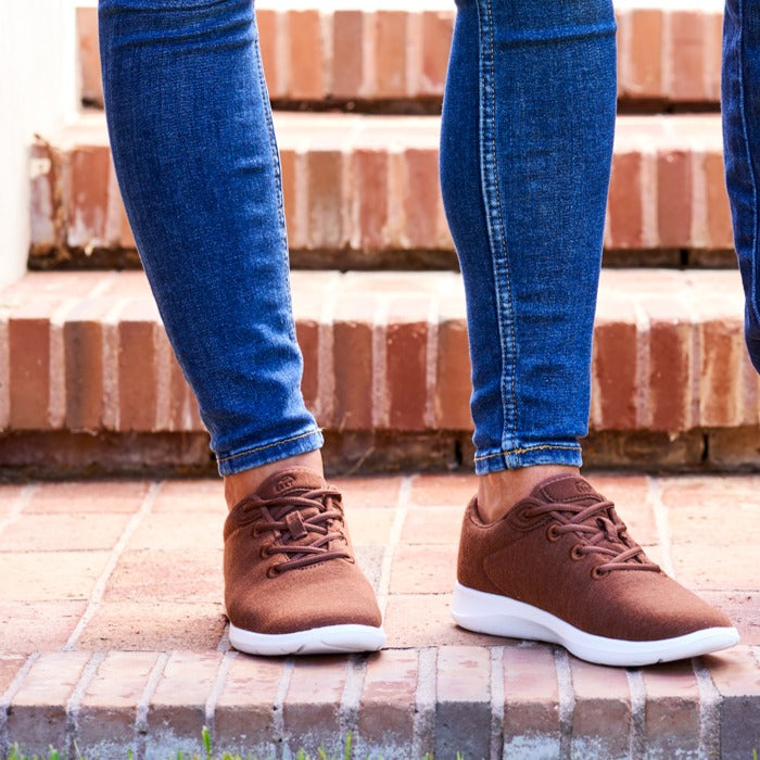 Women's Lace-Ups Brown - Special Offer