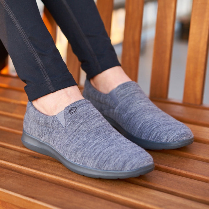 Women's Slip-Ons Dark Grey/Dark Grey