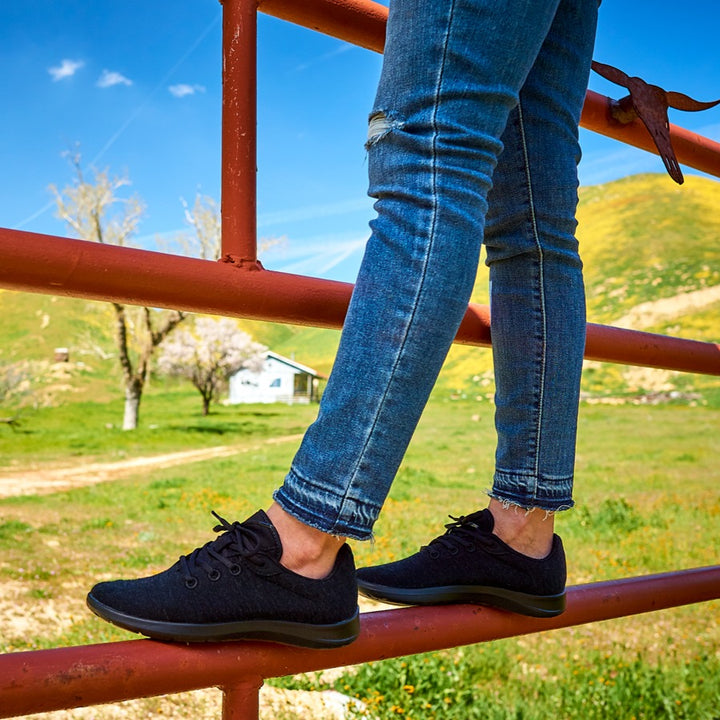 Women's Lace-Ups Black/Black