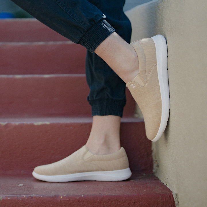 Women's Slip-Ons Light Tan