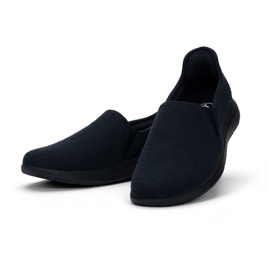 Women's Signature Slip-Ons Black/Black 8W Women's Signature Slip-Ons Black/Black 8W